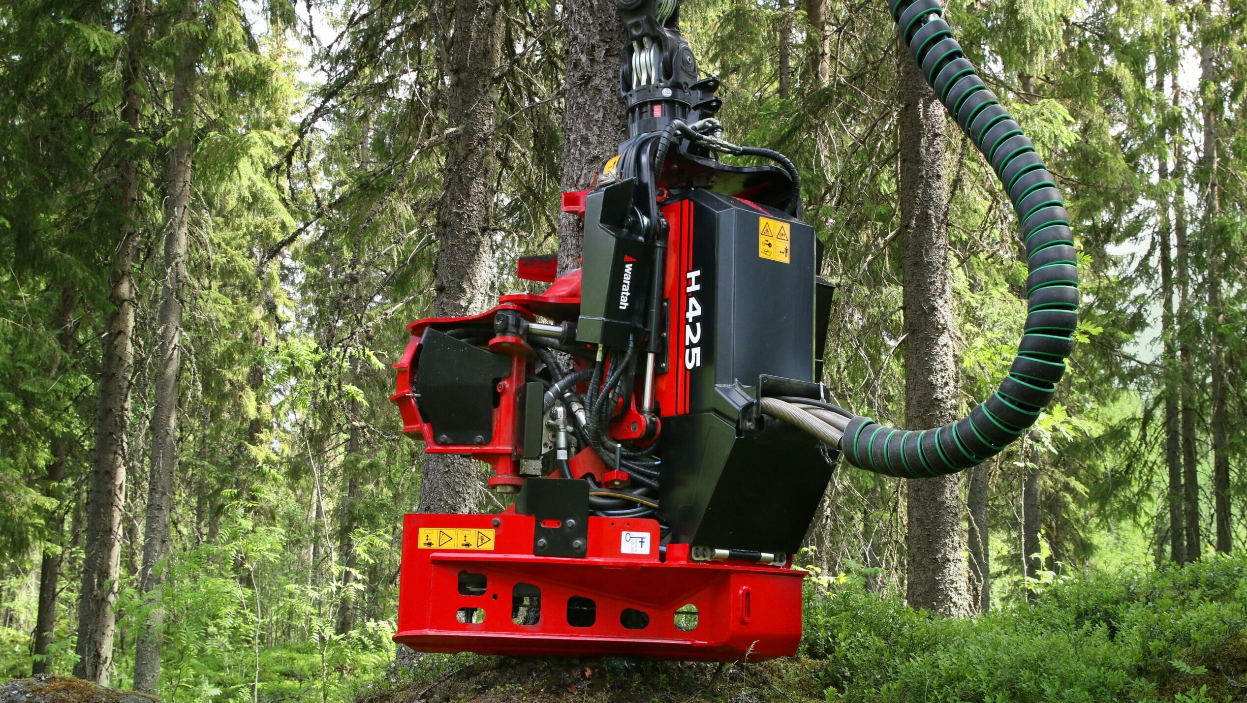 Puunkorjuun pioneeri tulee Suomesta – Waratah on valmistanut jo yli 30 000 harvesteripäätä